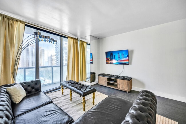 Building Photo - 485 Brickell Ave Unit SI ID1524688P