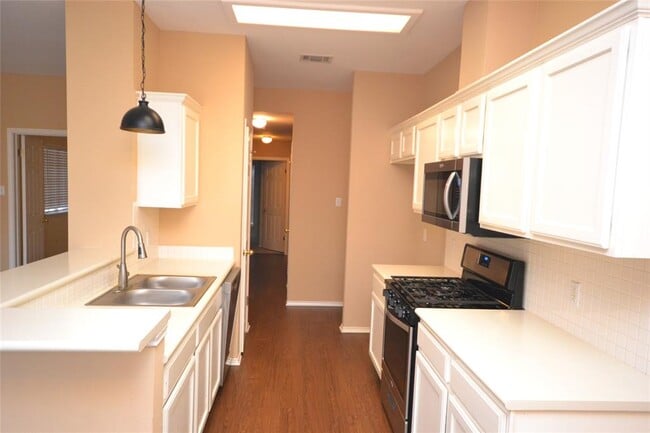 Photo - 3108 Kissatchie Trail