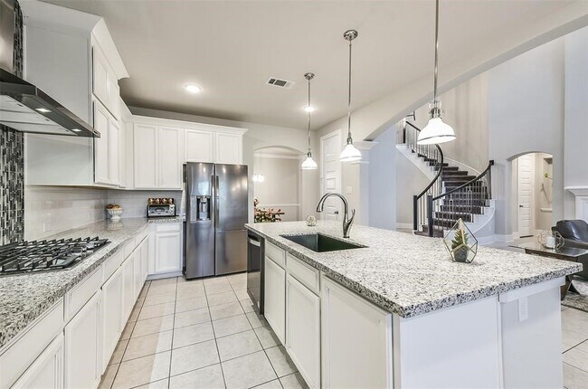 Photo - 16526 Whiteoak Canyon Dr