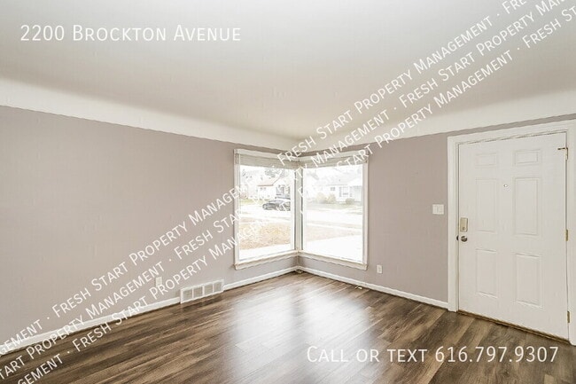 Photo - 2200 Brockton Ave