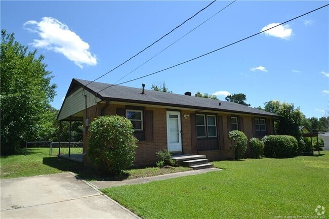 Building Photo - 717 Friar Tuck Rd Rental
