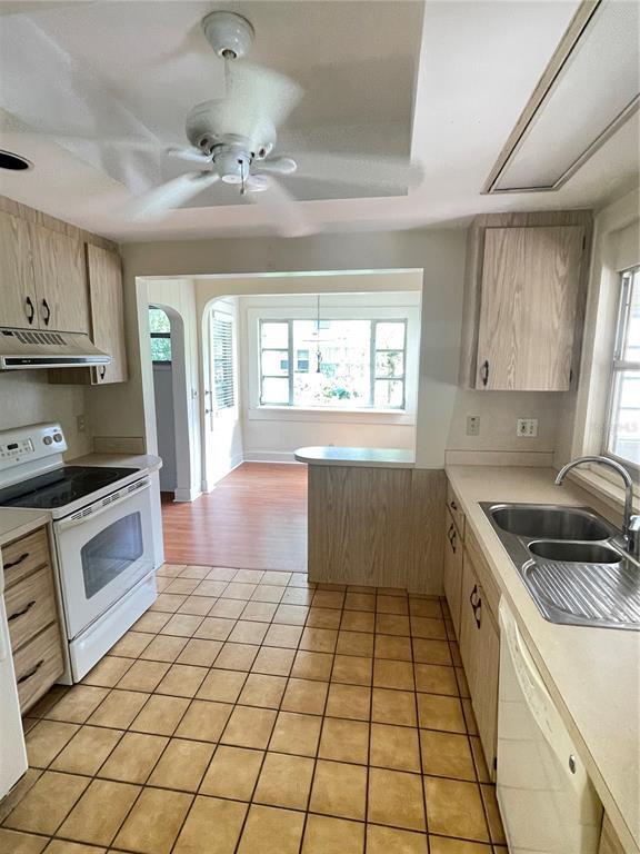 Photo - 417 Adelia Ave