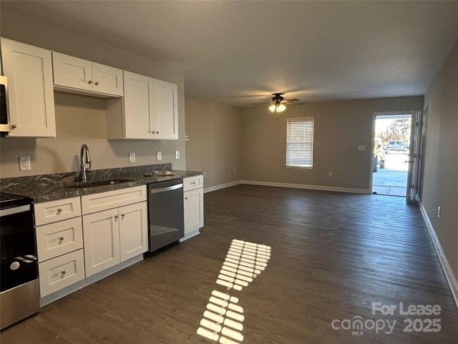 Photo - 3301 Paul Elmore Rd