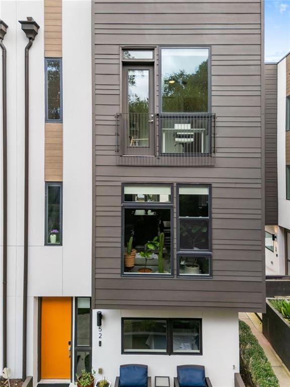 Photo - 52 Reynolds Square Ln