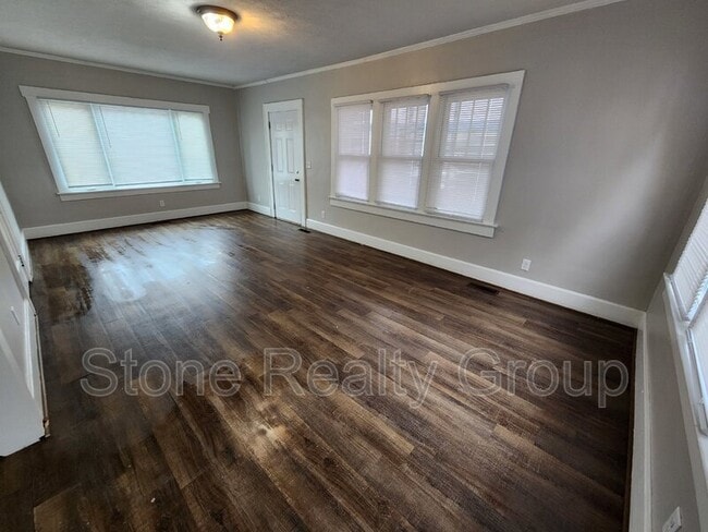 Photo - 821 S 10th St
