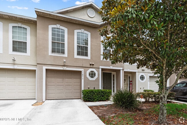 Building Photo - 11871 Lake Bend Cir Rental