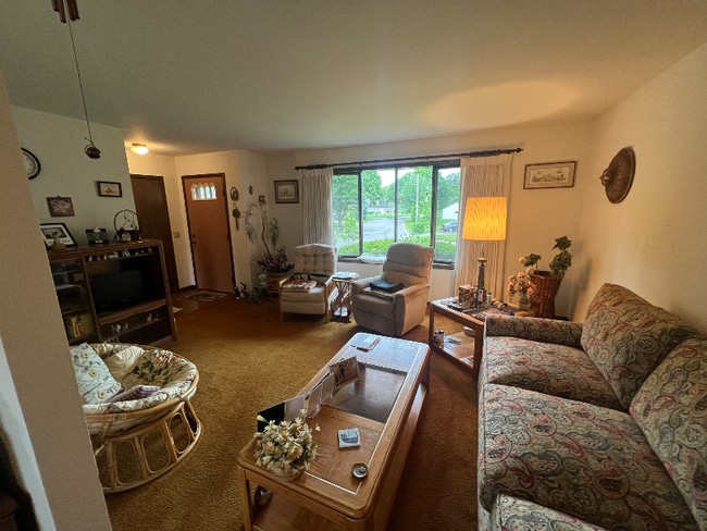 Photo - 243 Tyler Cir Unit -