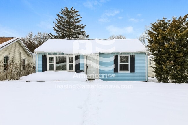 Building Photo - 1525 N Adams St