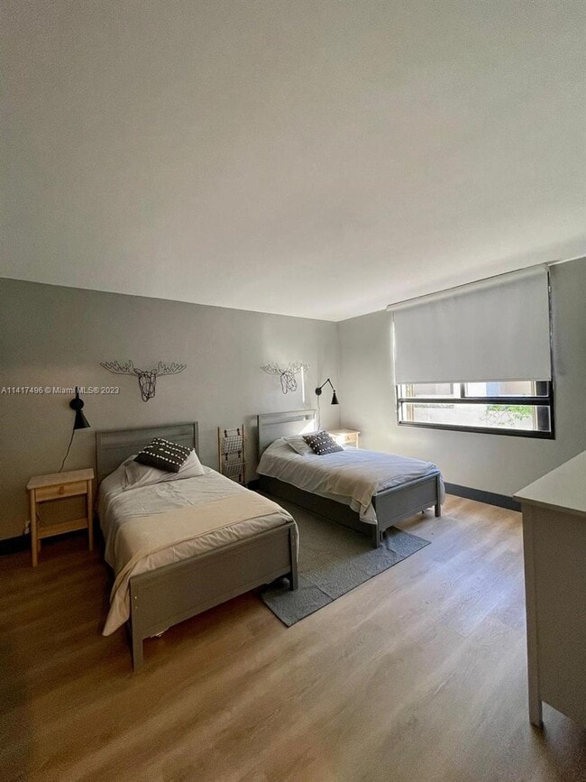 Photo - 141 Crandon Blvd Unit 433