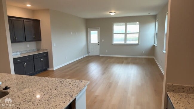 Photo - 105 Starview Ct