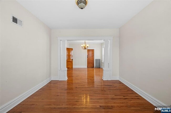 Photo - 287 Hornblower Ave