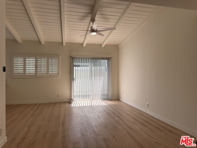 Photo - 12001 Sylvester St