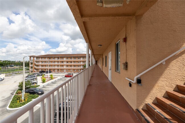 Photo - 17350 NW 67th Ave Unit 301