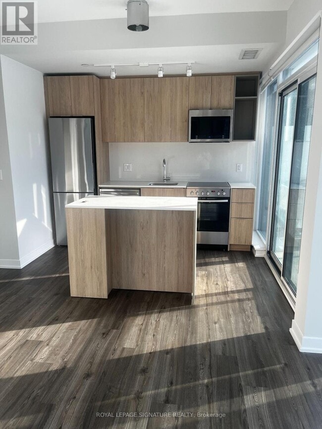 Photo - 25 Nicholas Ave Unit 321