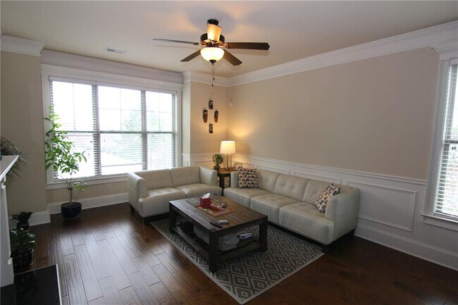 Photo - 1660 Jardin Ct