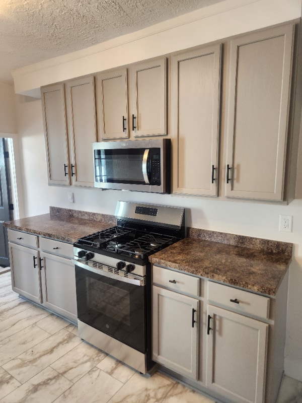 Photo - 145 N Main St