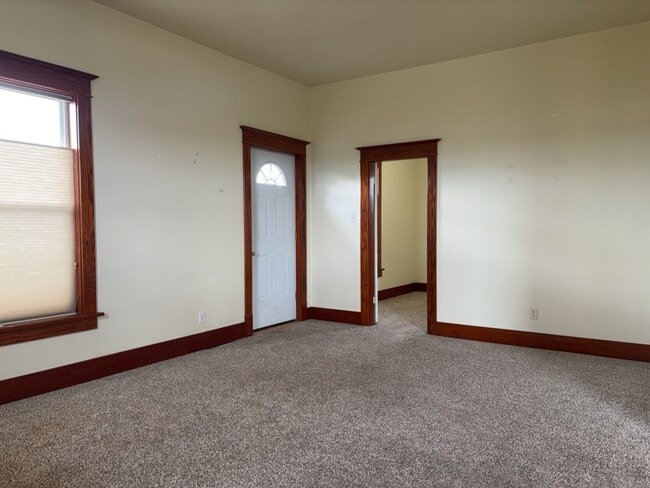 Photo - One of a kind ranch home with lake mountain views!