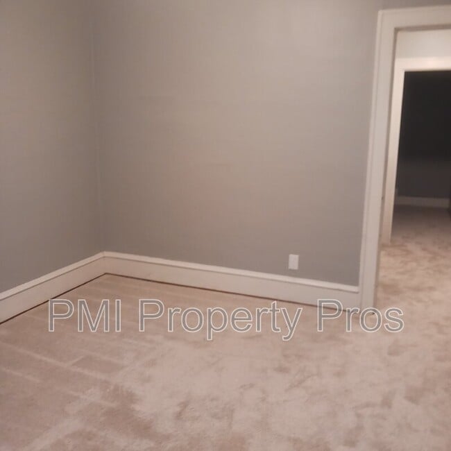 Photo - 2604 N 50th St Unidad Lower