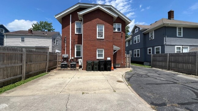 Photo - 345 Harvard Ave Unit Eastern Heights - Elyria, OH