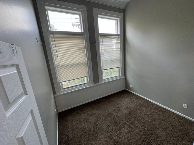 Photo - 1012 S 24th St