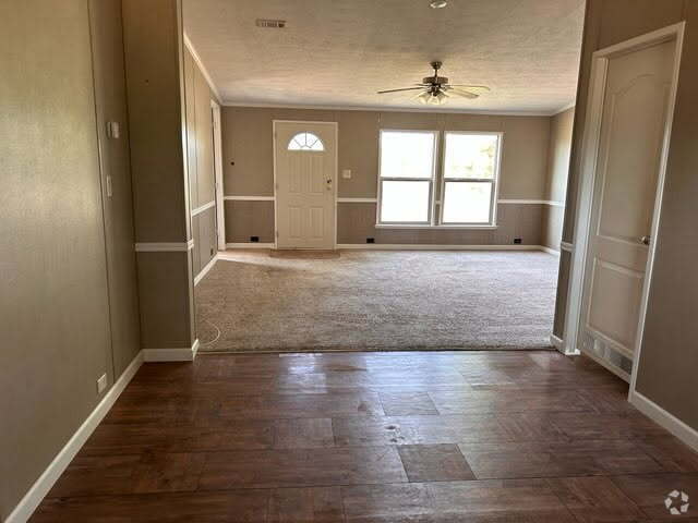 Building Photo - 5605 Walter Rd Rental