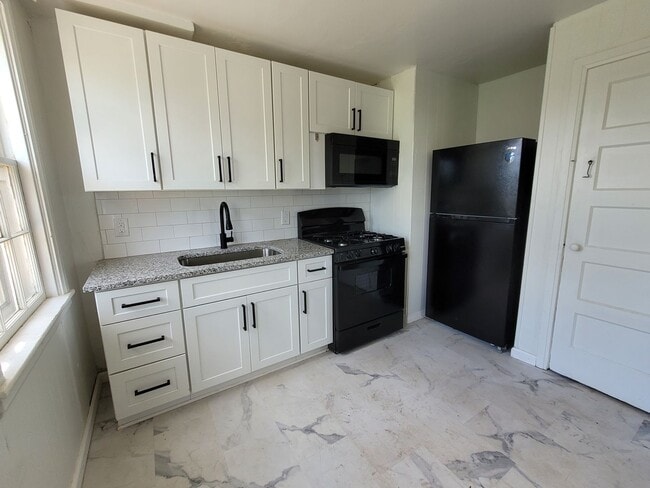 Photo - 3 bedroom house York