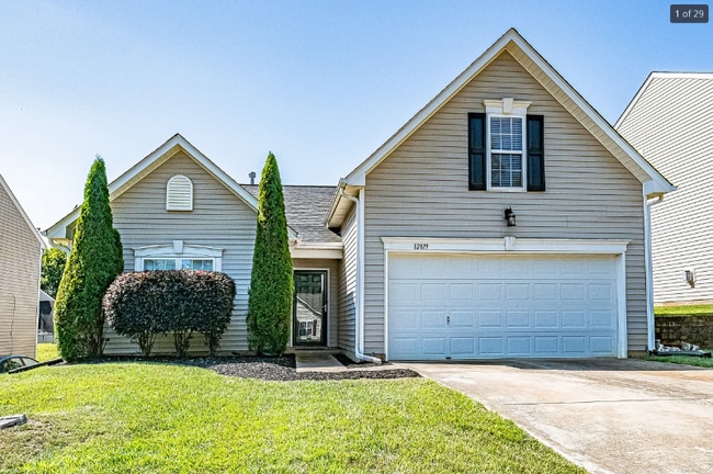 Building Photo - 12819 Slade Castle Ct