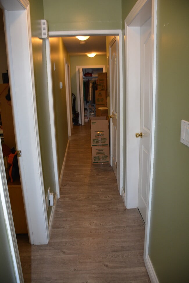 Hallway - 448 64th Av E