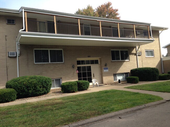 Photo - 620 Arlington Dr Apartments Unit 2