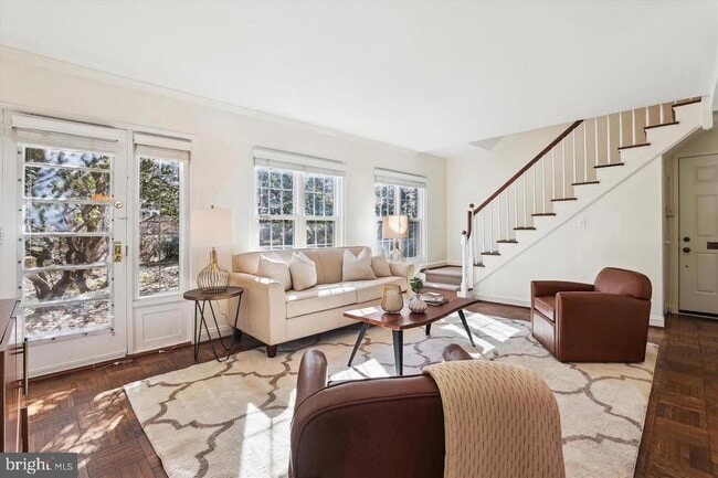 Photo - 1538 Mt Eagle Pl