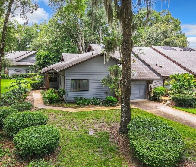 Building Photo - 3 Br. 2 Ba. condo with garage
