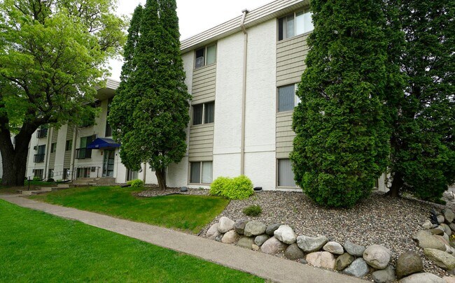 Photo - Grand Magnolia