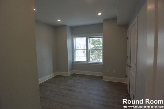 Photo - 120 Kenrick St Unit 5