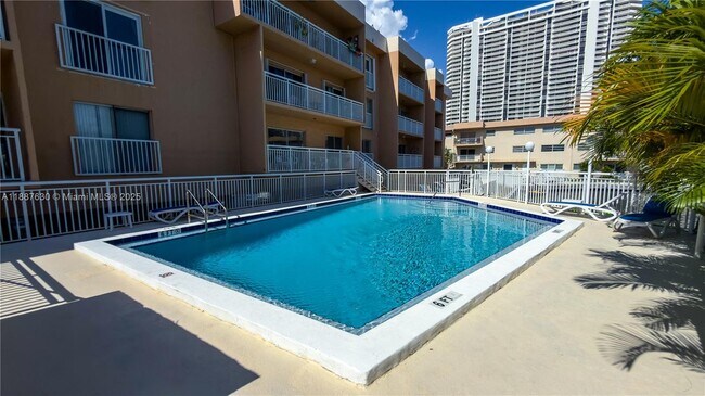 Photo - 17051 NE 35th Ave Unit 201