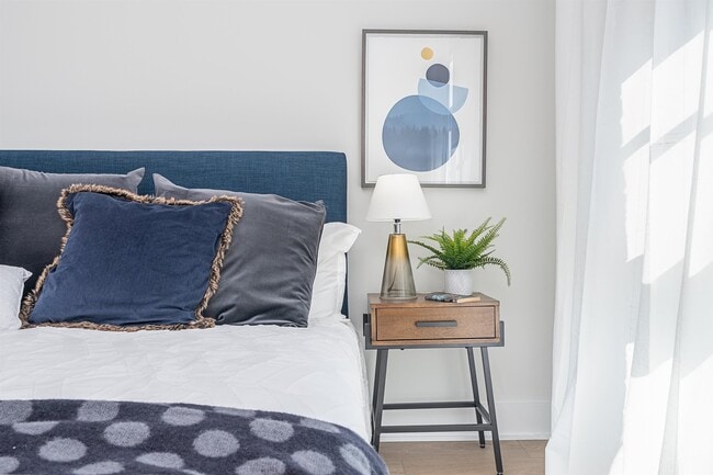 Building Photo - 418 Palisade Ave Unit 310