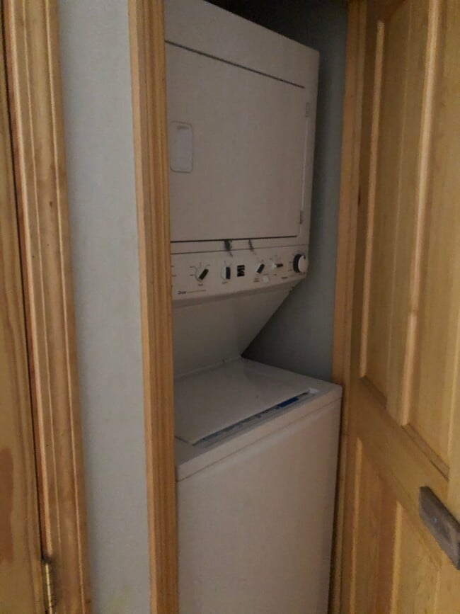 Photo - 10 Moreland St Unit 102