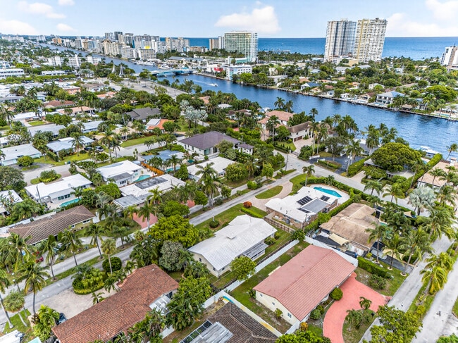 Photo - 2750 SE 3rd St