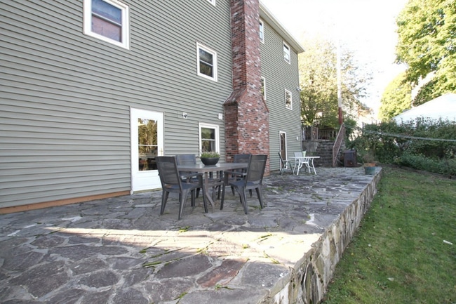 Photo - 77 Ingleside Ave