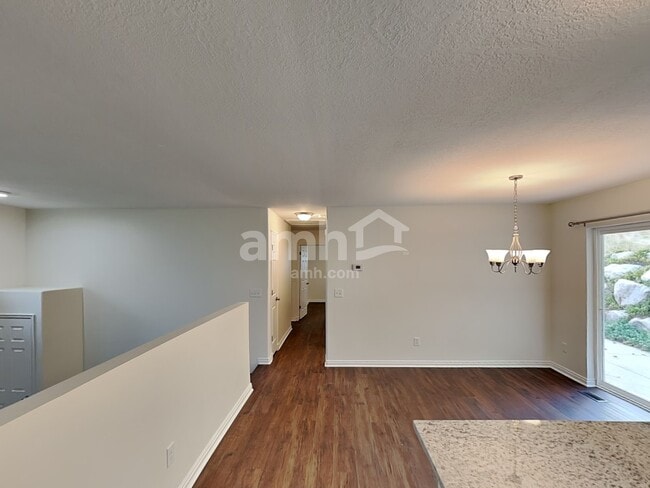 Photo - 3327 N 1050 E