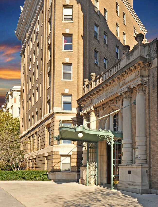 Photo - 2022 Columbia Rd NW