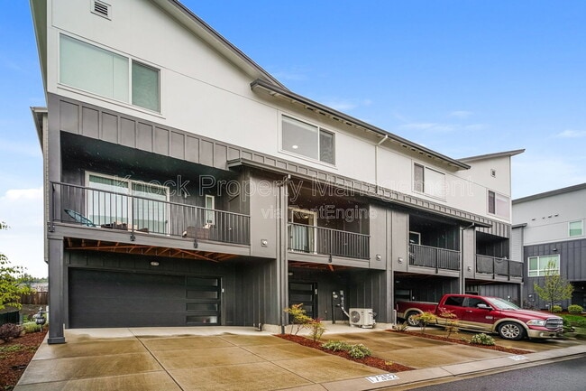 Photo - 17346 SW Kite Ln