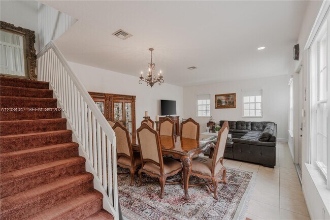 Photo - 623 SW 146th Terrace