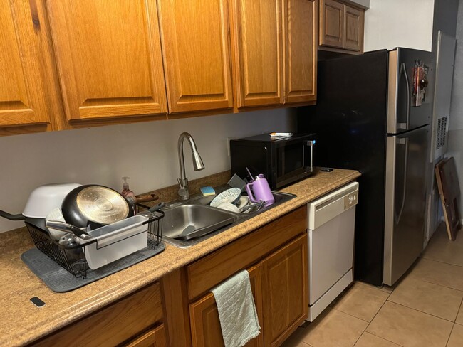 Photo - AUGUST PRE-LEASE! Spacious 2 Bedroom 2 Bathroom on Bus Route!