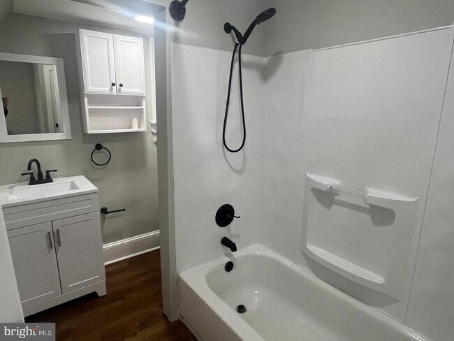 Photo - 1251 E Fletcher St