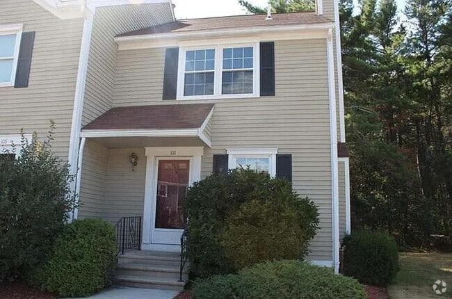 Building Photo - Renovated Townhome in Prime Location