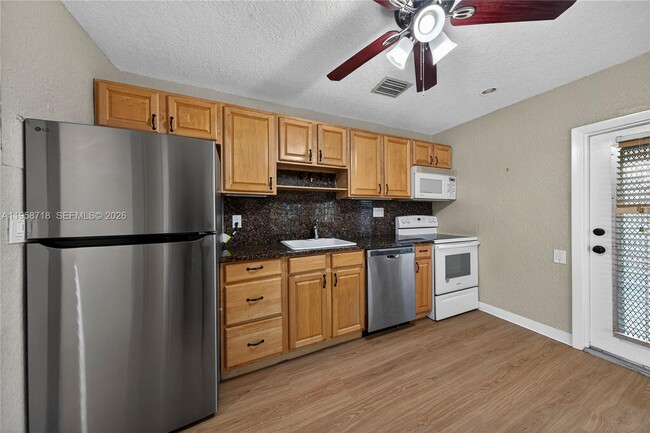 Photo - 5265 NE 1st Terrace