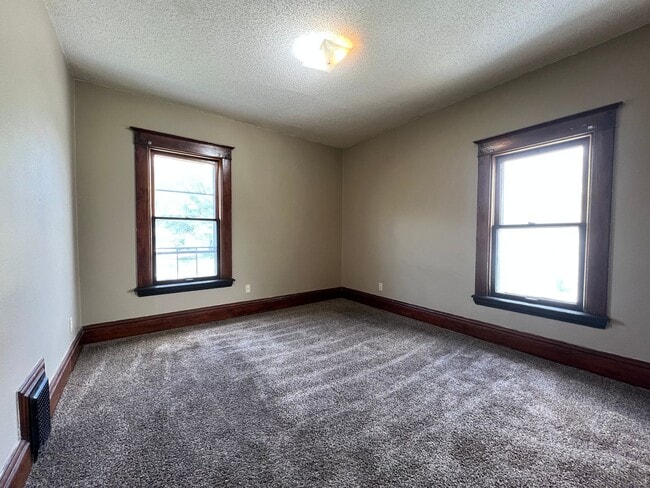 Photo - 919 3rd Ave N Unit = 919 1/2 3rd Ave North