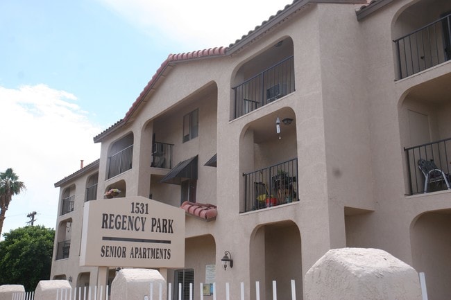 Photo - Regency Park Apts