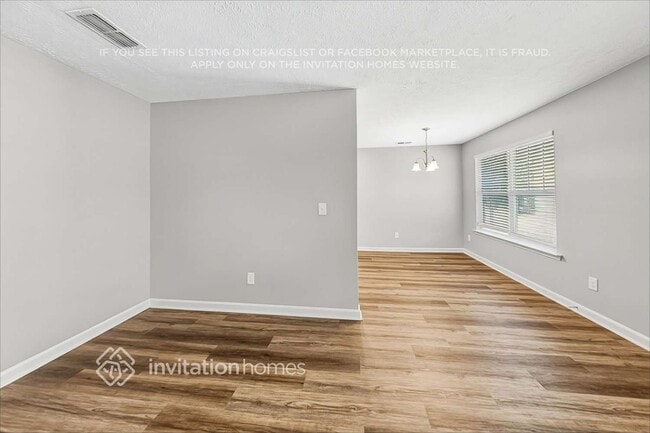 1601 Sprucedale Dr