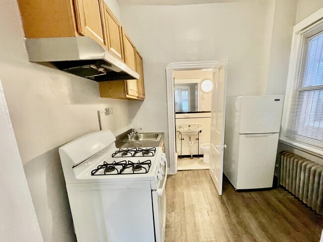 Photo - 1234 W Allegheny Ave Unit 1F